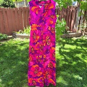 GORGEOUS vintage retro floral maxi dress